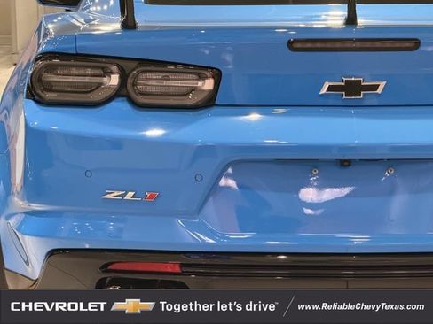 Used 2023 Chevrolet Camaro ZL1 RWD image 9