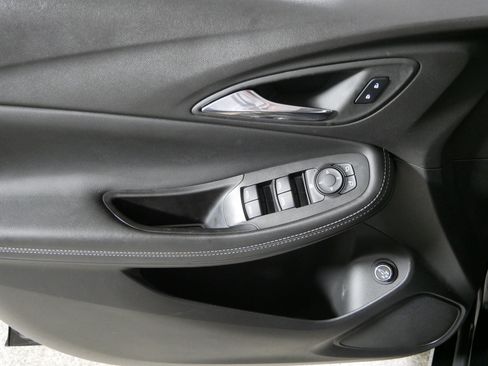 Used 2023 Buick Encore GX Select w/ Sport Touring Package AWD/4WD image 19
