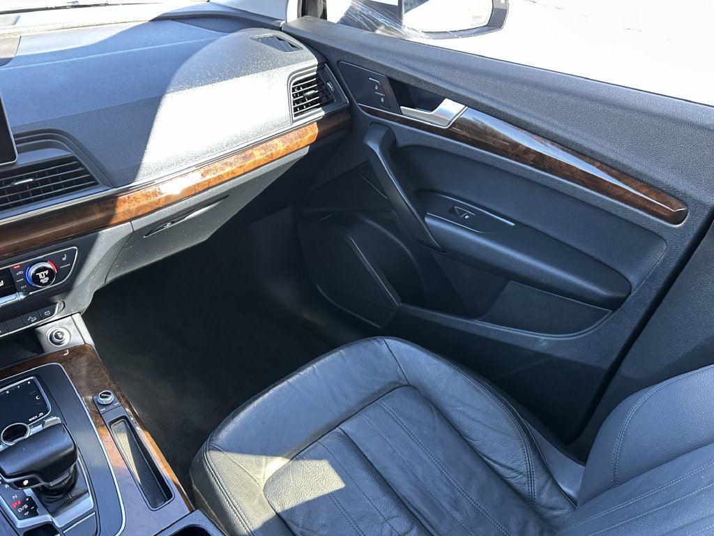 Used 2018 Audi Q5 2.0T Premium Plus w/ Premium Plus Package AWD/4WD image 15