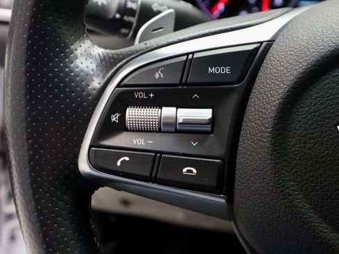 Used 2019 Genesis G70 2.0T Advanced w/ Dynamic Package image 31