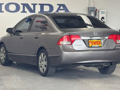 Used 2010 Honda Civic LX image 5