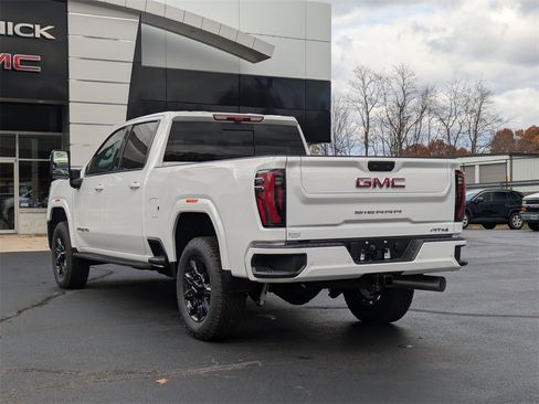 New 2026 GMC Sierra 2500 AT4 w/ AT4 Premium Plus Package image 6