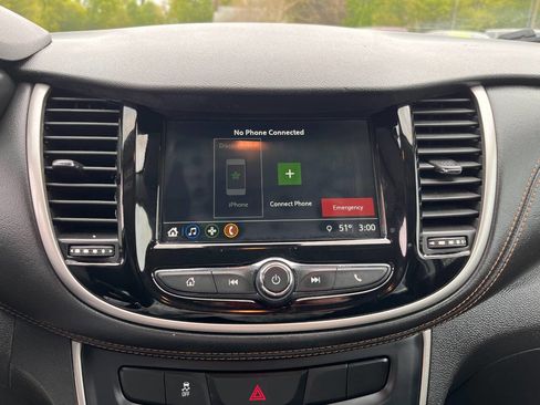 Used 2019 Chevrolet Trax LS AWD/4WD image 27
