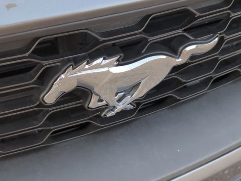 Used 2022 Ford Mustang Premium image 4