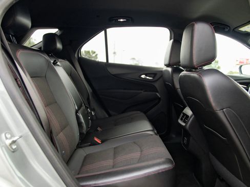 Used 2024 Chevrolet Equinox RS FWD image 25