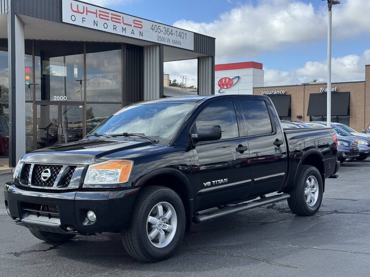 Used 2011 Nissan Titan PRO-4X AWD/4WD image 1