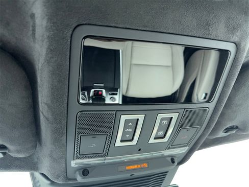 Used 2024 Jaguar XF R-Dynamic SE image 35