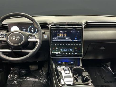 Used 2022 Hyundai Tucson Limited w/ Cargo Package AWD/4WD image 11