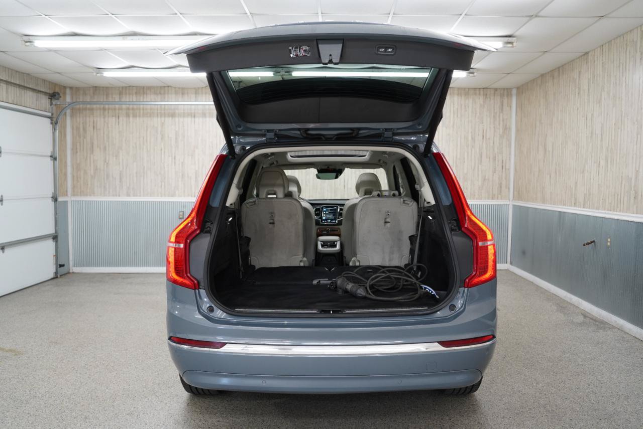 Used 2022 Volvo XC90 T8 Inscription Expression w/ Advanced Package AWD/4WD image 39