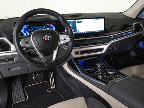 Used 2025 BMW ALPINA XB7 ALPINA XB7 image 18