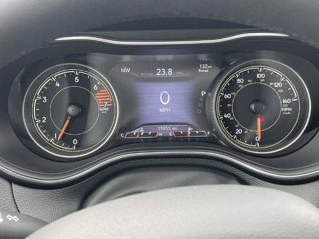 Used 2023 Jeep Cherokee Altitude Lux w/ Lux Elite Package AWD/4WD image 31