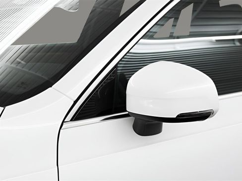 New 2025 Volvo XC90 T8 Core w/ Protection Package image 10