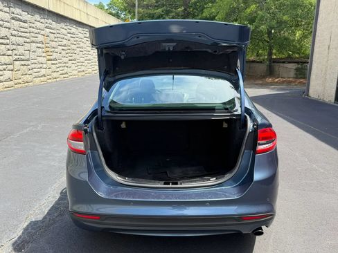 Used 2018 Ford Fusion SE w/ Fusion SE Technology Package FWD image 34