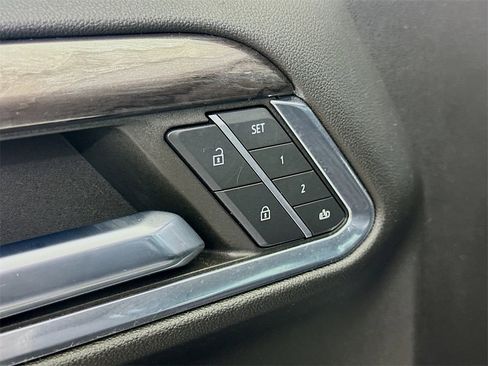 Used 2024 Chevrolet Silverado 1500 LTZ w/ LTZ Premium Package image 17