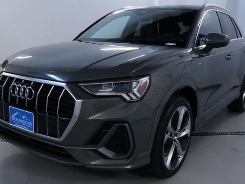 Used 2020 Audi Q3 2.0T Prestige w/ Prestige Package AWD/4WD image 3