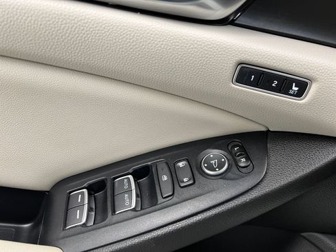 Used 2019 Honda Accord EX-L image 12