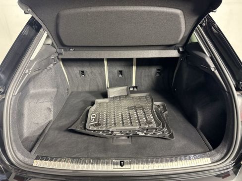 Used 2024 Audi Q3 2.0T Premium Plus w/ Premium Plus Package image 34