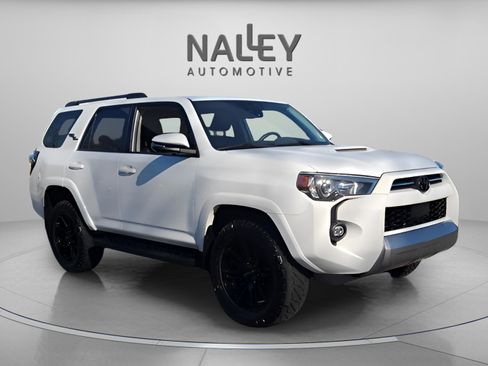 Certified 2024 Toyota 4Runner TRD Off-Road Premium w/ Moonroof Package image 7