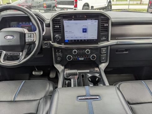 Used 2025 Ford F150 Platinum AWD/4WD image 17