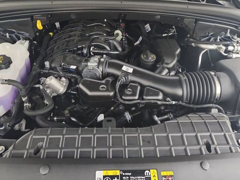 New 2025 Jeep Grand Cherokee L Limited image 36