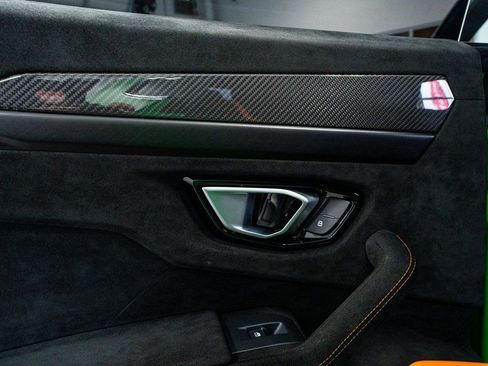 Used 2023 Lamborghini Urus Performante image 63