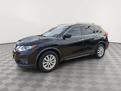 Used 2019 Nissan Rogue SV FWD image 4