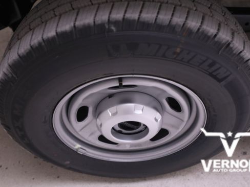 New 2026 Ford F250 XL image 31