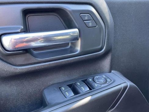 Used 2024 GMC Sierra 2500 Pro image 10