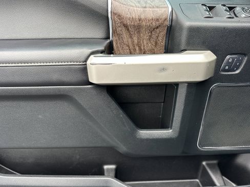 Used 2018 Ford F350 Lariat w/ Lariat Ultimate Package image 11