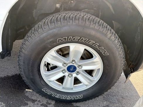 Used 2018 Ford F150 XL w/ Equipment Group 101A Mid AWD/4WD image 4
