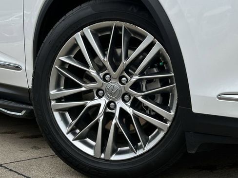 Used 2022 Acura MDX SH-AWD w/ Advance Package image 10