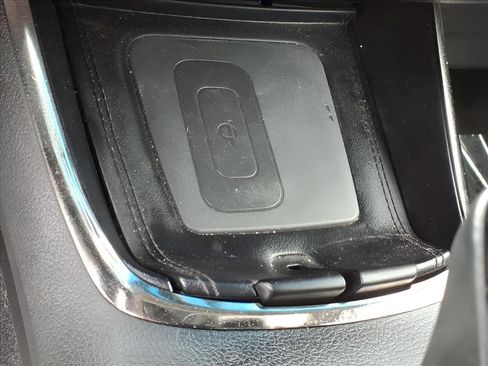 Used 2016 Toyota Avalon Limited image 20