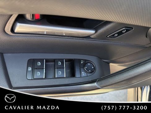 Used 2025 MAZDA CX-50 AWD 2.5 S w/ Preferred Package image 12