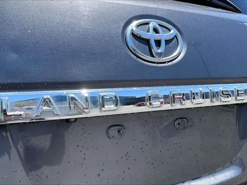 Used 2016 Toyota Land Cruiser AWD/4WD image 32
