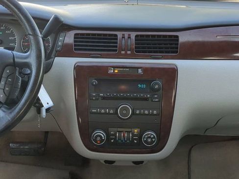 Used 2007 Chevrolet Impala LT FWD image 16