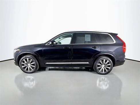 Certified 2025 Volvo XC90 B6 Plus image 4
