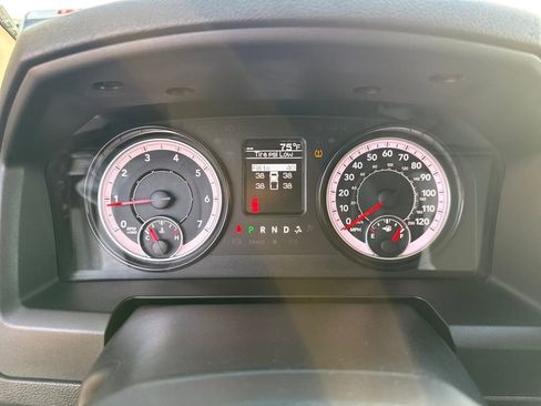 Used 2024 RAM 1500 Classic SLT image 20