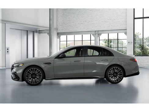 New 2026 Mercedes-Benz E 53 AMG e 4MATIC Sedan image 33