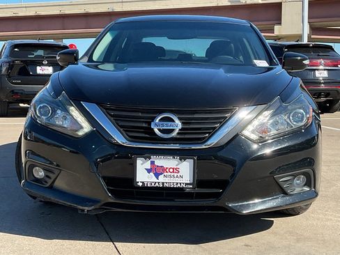 Used 2016 Nissan Altima 2.5 SL w/ 2.5 Technology w/LED Package image 3
