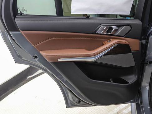 New 2026 BMW X5 xDrive50e w/ Executive Package image 20