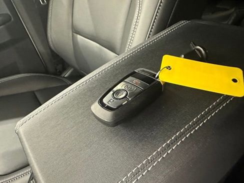 New 2025 Ford Bronco Outer Banks image 35