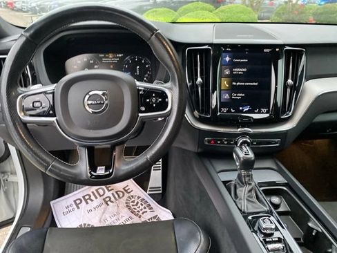 Used 2019 Volvo XC60 T5 R-Design w/ Protection Package Premier AWD/4WD image 7