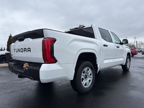 Used 2023 Toyota Tundra SR w/ SR Tow Package image 7