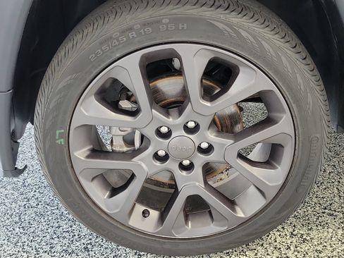 Used 2019 Jeep Compass High Altitude AWD/4WD image 5