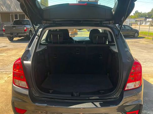 Used 2019 Chevrolet Trax LS image 5