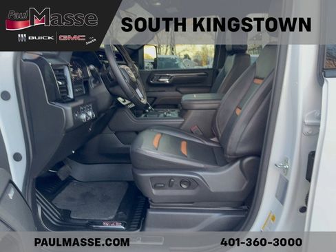 Used 2025 GMC Sierra 2500 AT4 w/ AT4 Premium Plus Package image 10