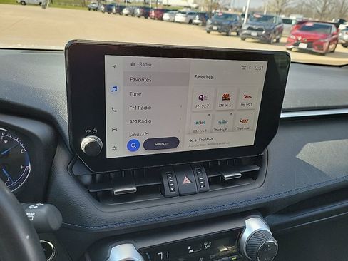Used 2024 Toyota RAV4 XSE w/ Weather Package AWD/4WD image 20