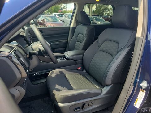 Certified 2026 Nissan Pathfinder SV AWD/4WD image 16