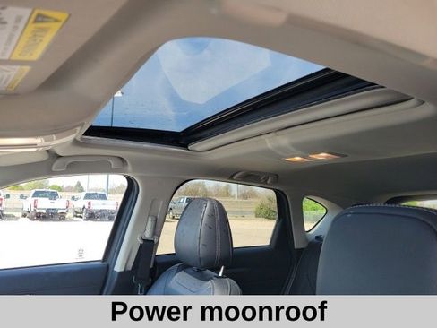 Used 2025 MAZDA CX-5 AWD 2.5 S w/ Preferred Package image 6