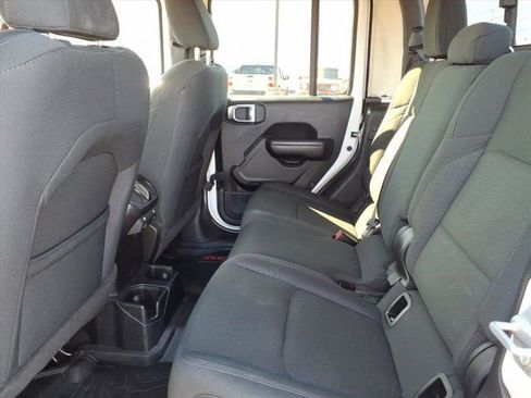 Used 2020 Jeep Gladiator Sport w/ Quick Order Package 24S image 25